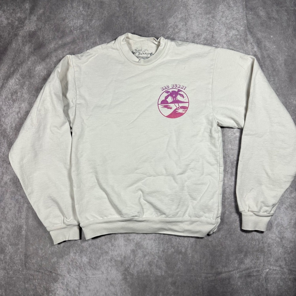 Bad Bunny Worlds Hottest Tour Sweatshirt Mens Small Off White Crewneck Stain